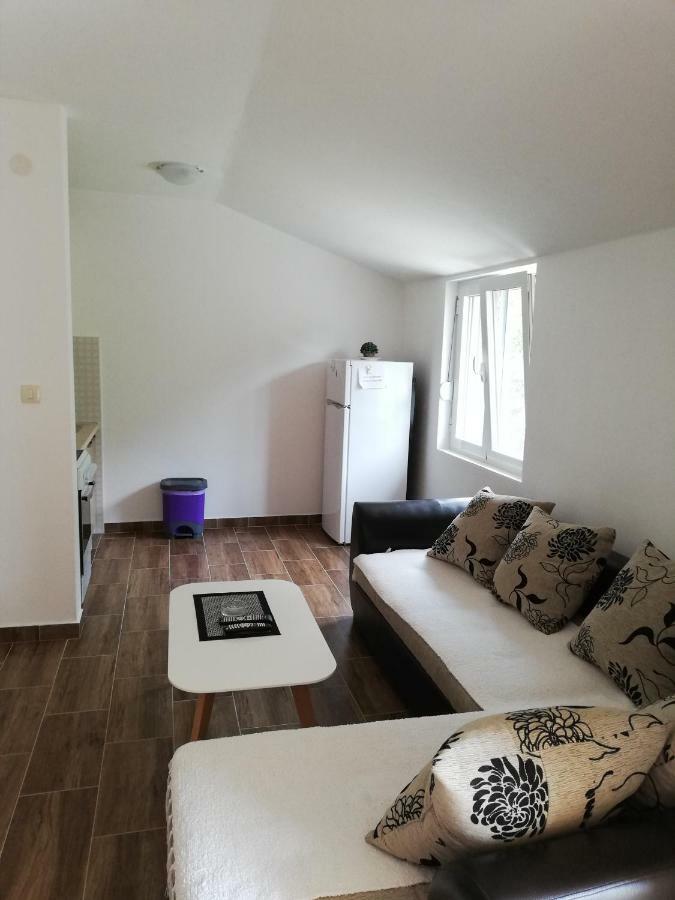 Ruza Apartments Котор Екстер'єр фото