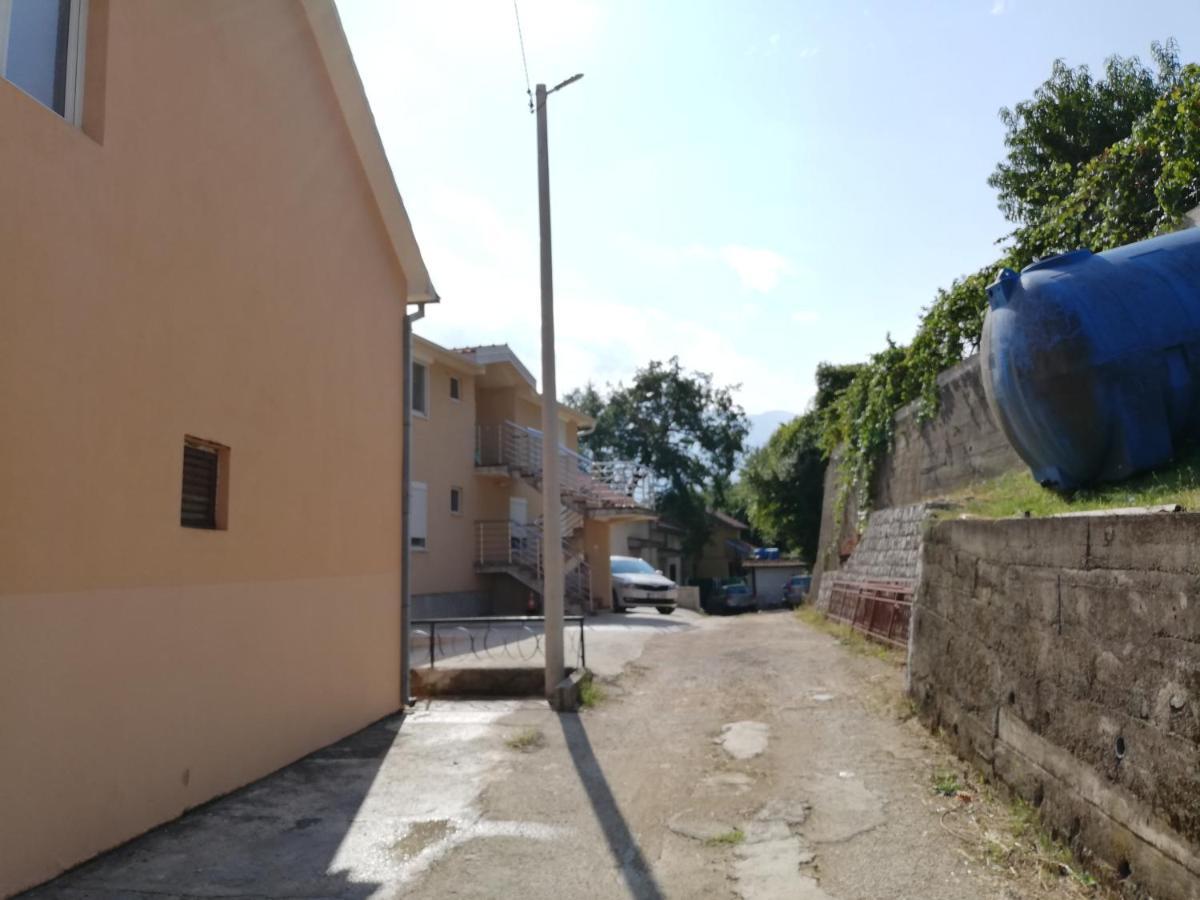 Ruza Apartments Котор Екстер'єр фото