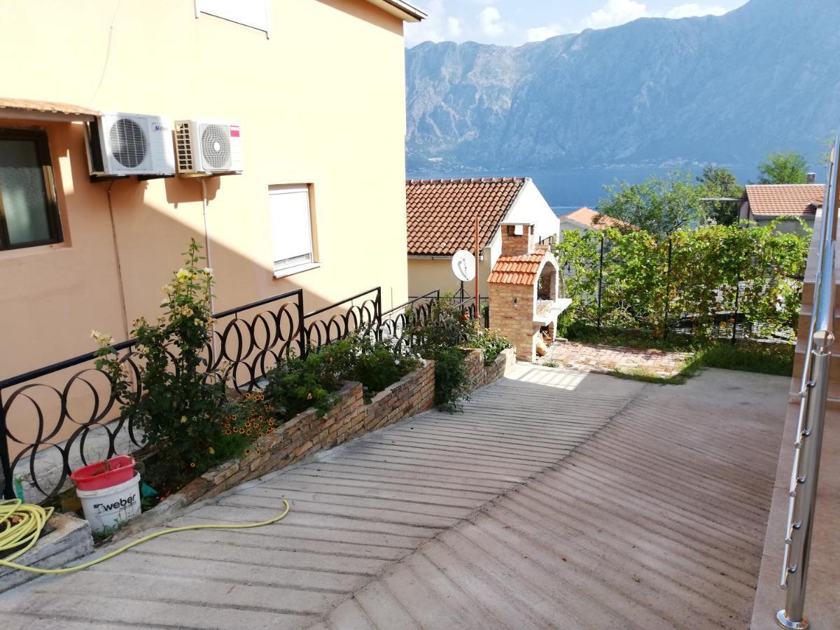 Ruza Apartments Котор Екстер'єр фото